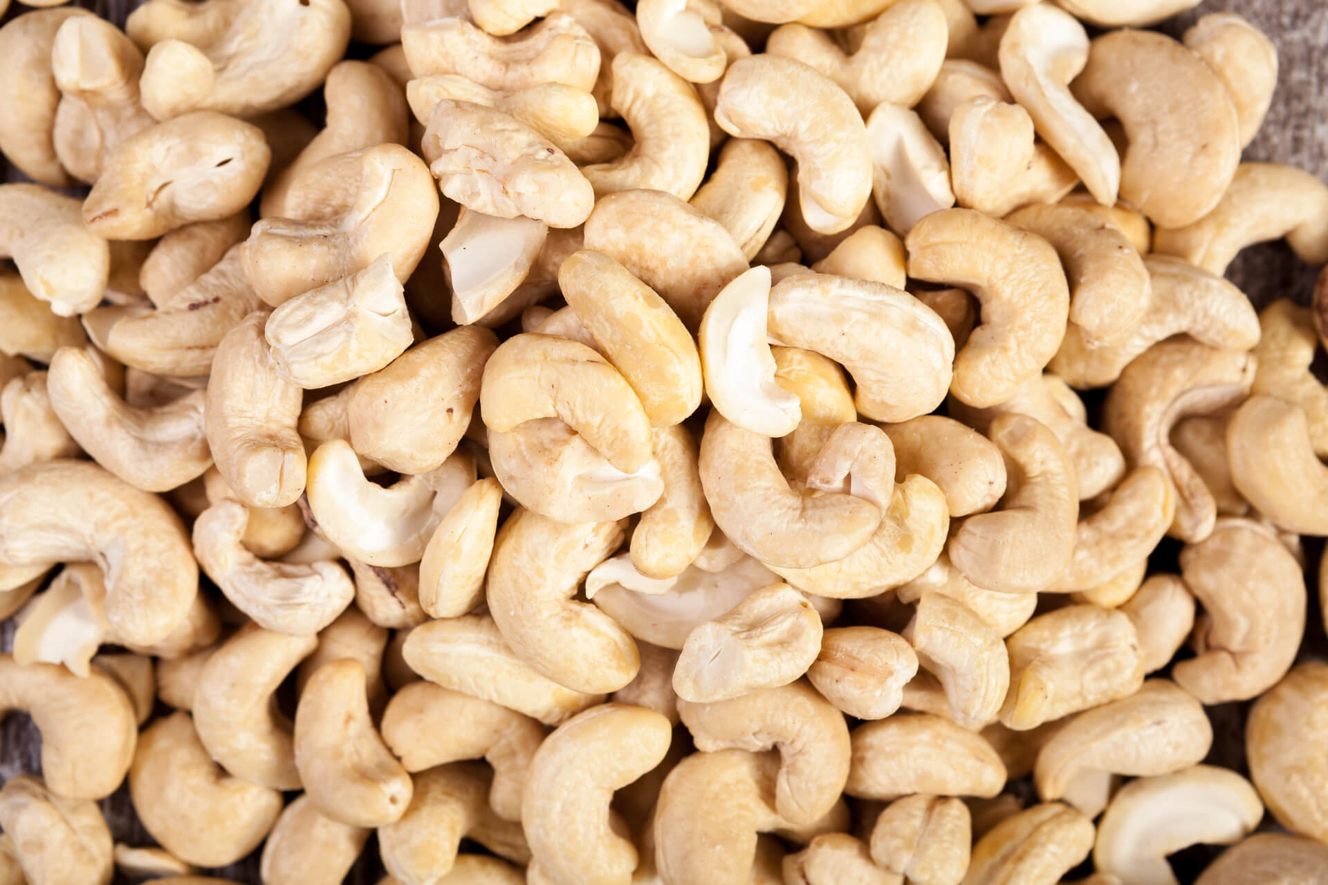 (Demo2) A.V.C launches new products